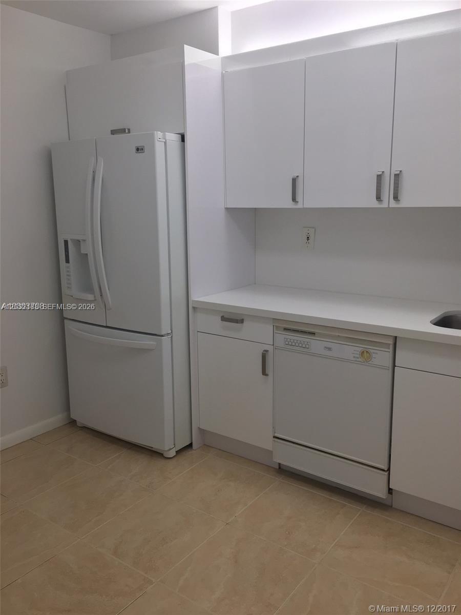 9341 Collins Avenue, Unit 1006 Surfside, FL 33154 - Photo 5 of 16