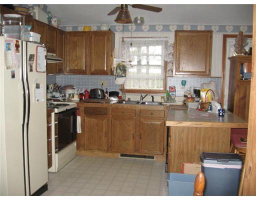 33 Mainstream Road Harmony, ME 04942 - Photo 3 of 13 Kitchen.