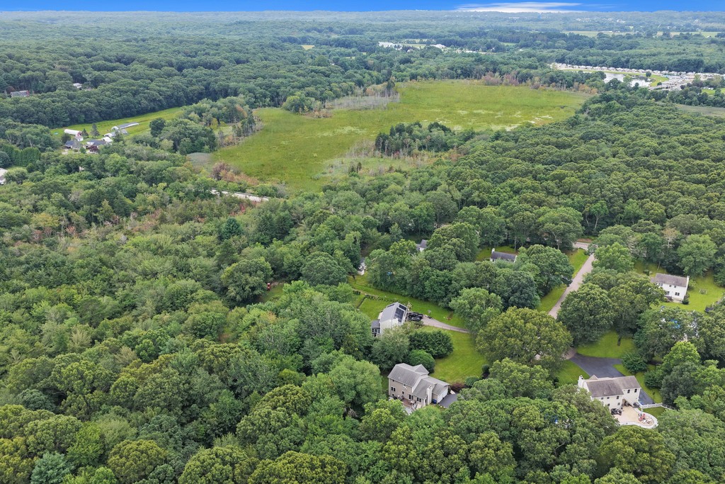 5 Christopher Road Westerly, RI 02891 - Photo 41 of 42 Gallery Image 41