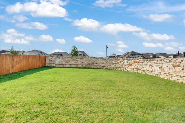 $2,400 | 187 Alicante Lane, Georgetown, TX 78628