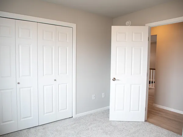 $479,999 | 10219 73rd Street South, Horace, ND 58047