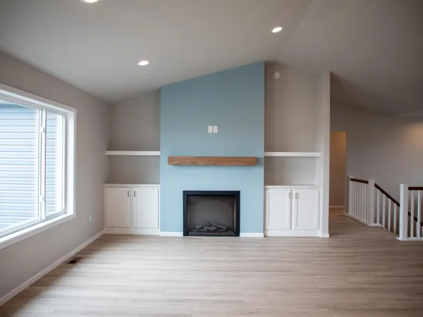 $479,999 | 10219 73rd Street South, Horace, ND 58047