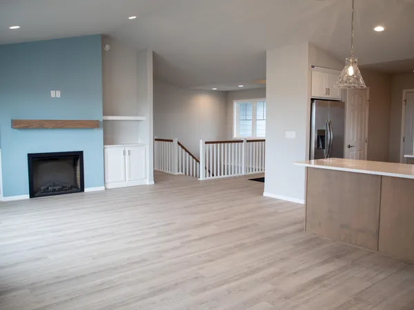 $479,999 | 10219 73rd Street South, Horace, ND 58047