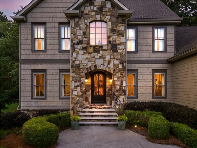 $999,000 | 2118 Chatham, Dalton, GA 30720