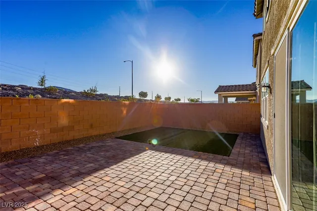 $2,600 | 3151 Segesta Avenue, Henderson, NV 89044