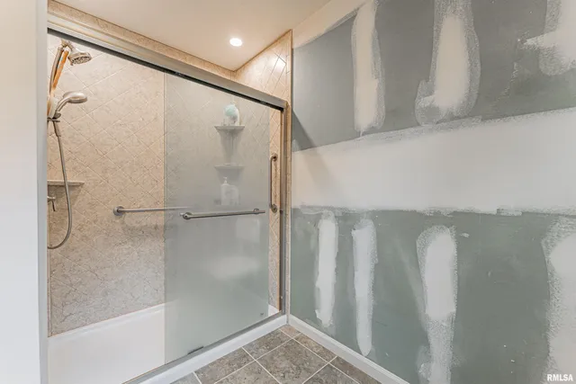 $260,000 | 3 Megan Court, Bloomington, IL 61705