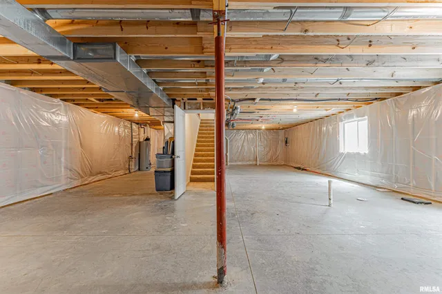 $260,000 | 3 Megan Court, Bloomington, IL 61705