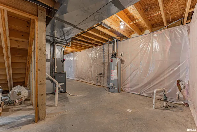 $260,000 | 3 Megan Court, Bloomington, IL 61705