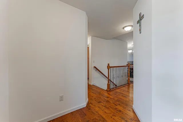 $260,000 | 3 Megan Court, Bloomington, IL 61705