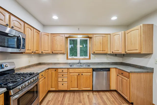 $429,900 | N7427 Hillendale Parkway, Beaver Dam, WI 53916