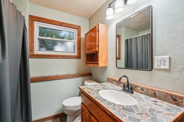 $429,900 | N7427 Hillendale Parkway, Beaver Dam, WI 53916