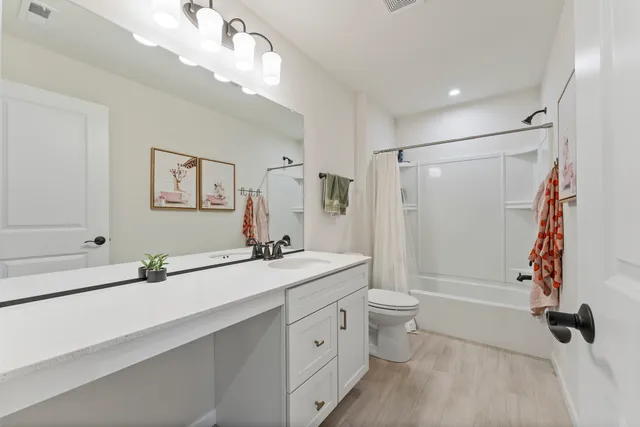 $814,000 | 21742 North Ashley Street, Kildeer, IL 60047