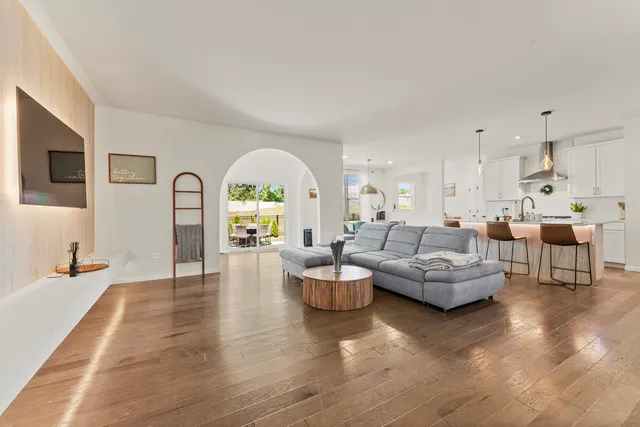 $814,000 | 21742 North Ashley Street, Kildeer, IL 60047