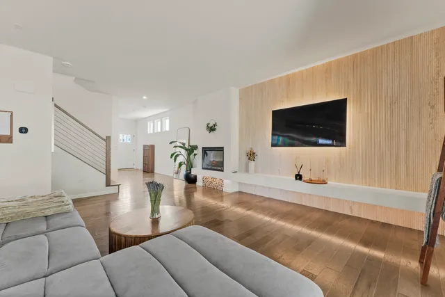 $814,000 | 21742 North Ashley Street, Kildeer, IL 60047