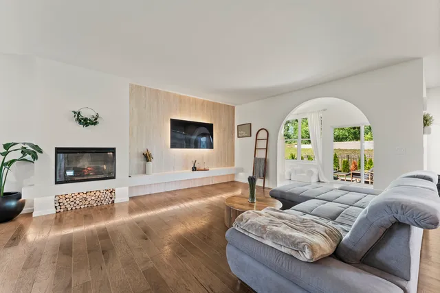 $814,000 | 21742 North Ashley Street, Kildeer, IL 60047