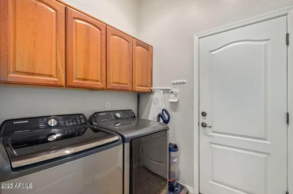 $2,200 | 6091 East Knolls Way North, Cave Creek, AZ 85331