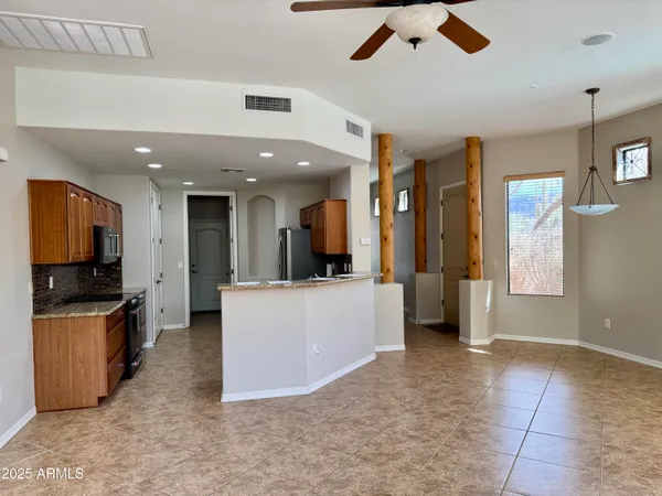 $2,200 | 6091 East Knolls Way North, Cave Creek, AZ 85331