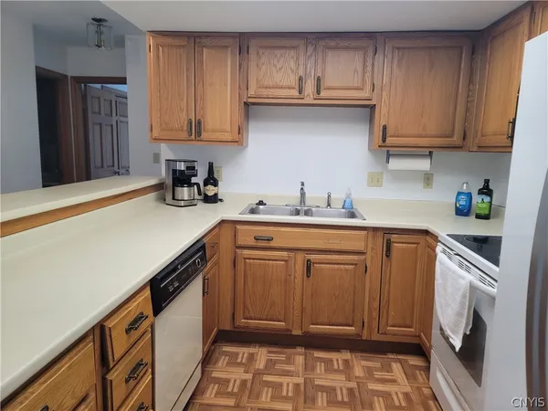 $234,540 | 3054 Town Center Road East, Lysander, NY 13027