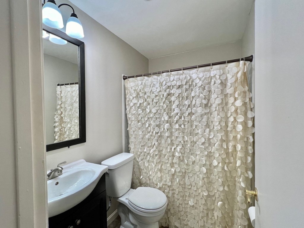 20 Kenmar Drive, Unit 172 Billerica, MA 01821 - Photo 9 of 12