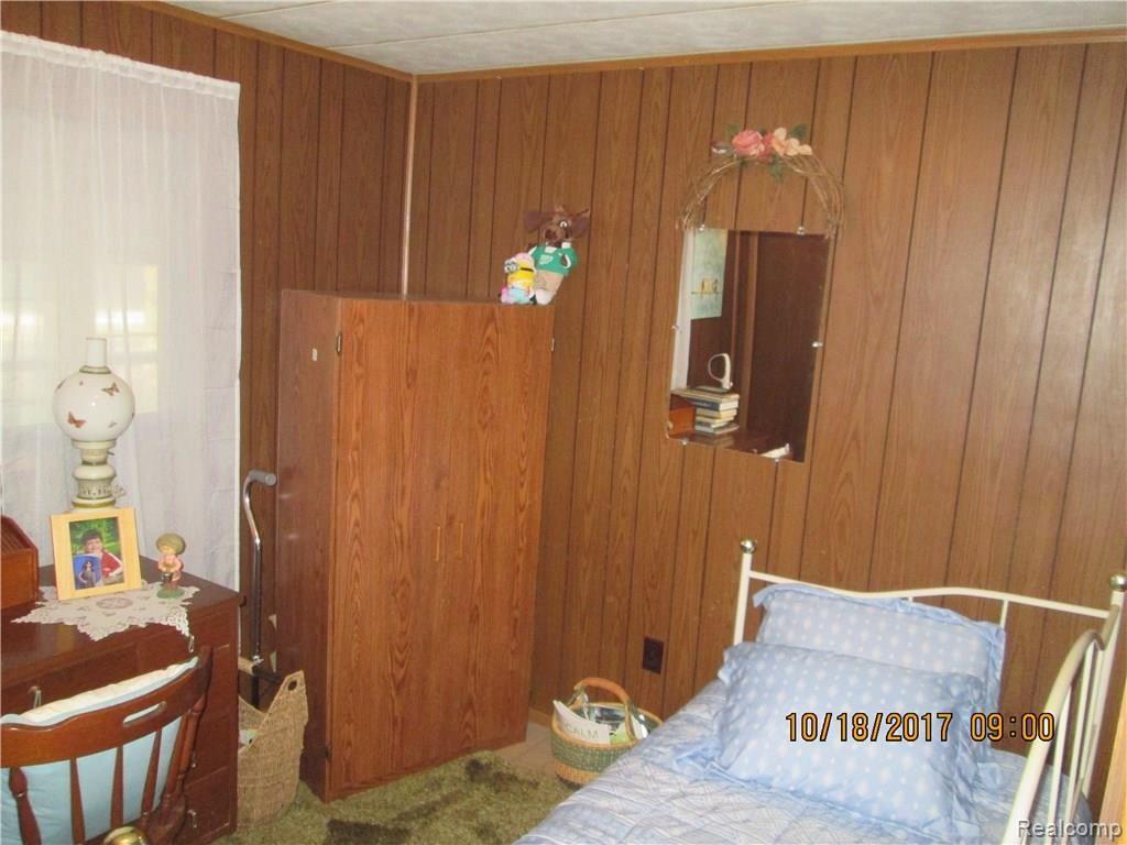 5830 Klettner Road St. Clair, MI 48079 - Photo 21 of 40 Gallery Image 21