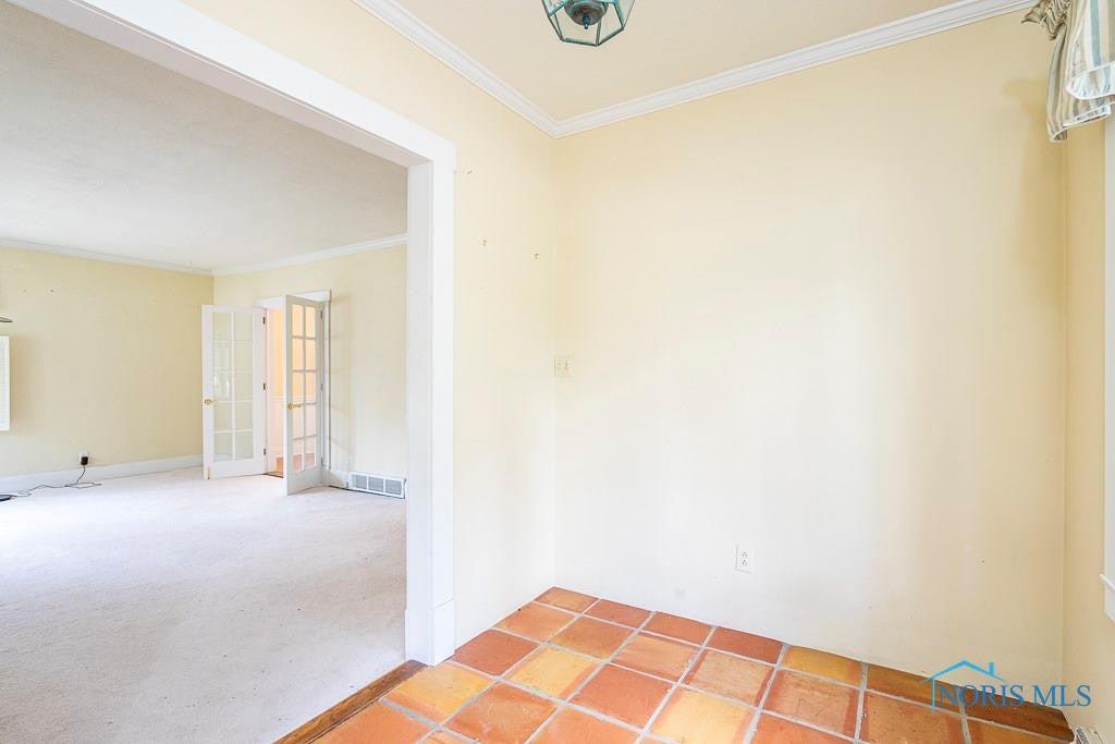 3428 Indian Road Toledo, OH 43606 - Photo 4 of 32 Gallery Image 4