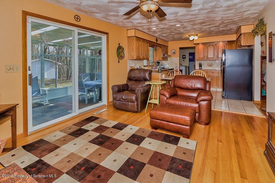 110 T Rt 358 Moscow, PA 18444 - Photo 3 of 24 Gallery Image 3