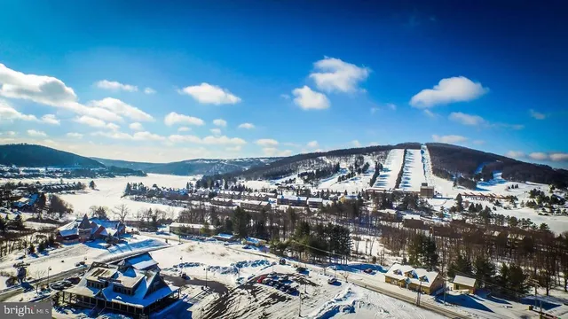 $649,000 | 1118 Lake Shore Drive, Oakland, MD 21550