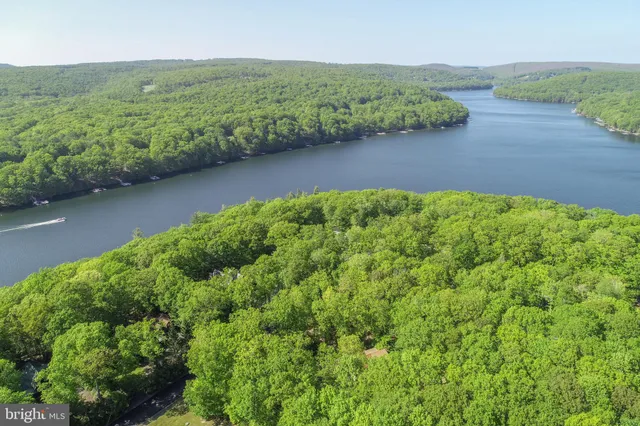 $649,000 | 1118 Lake Shore Drive, Oakland, MD 21550