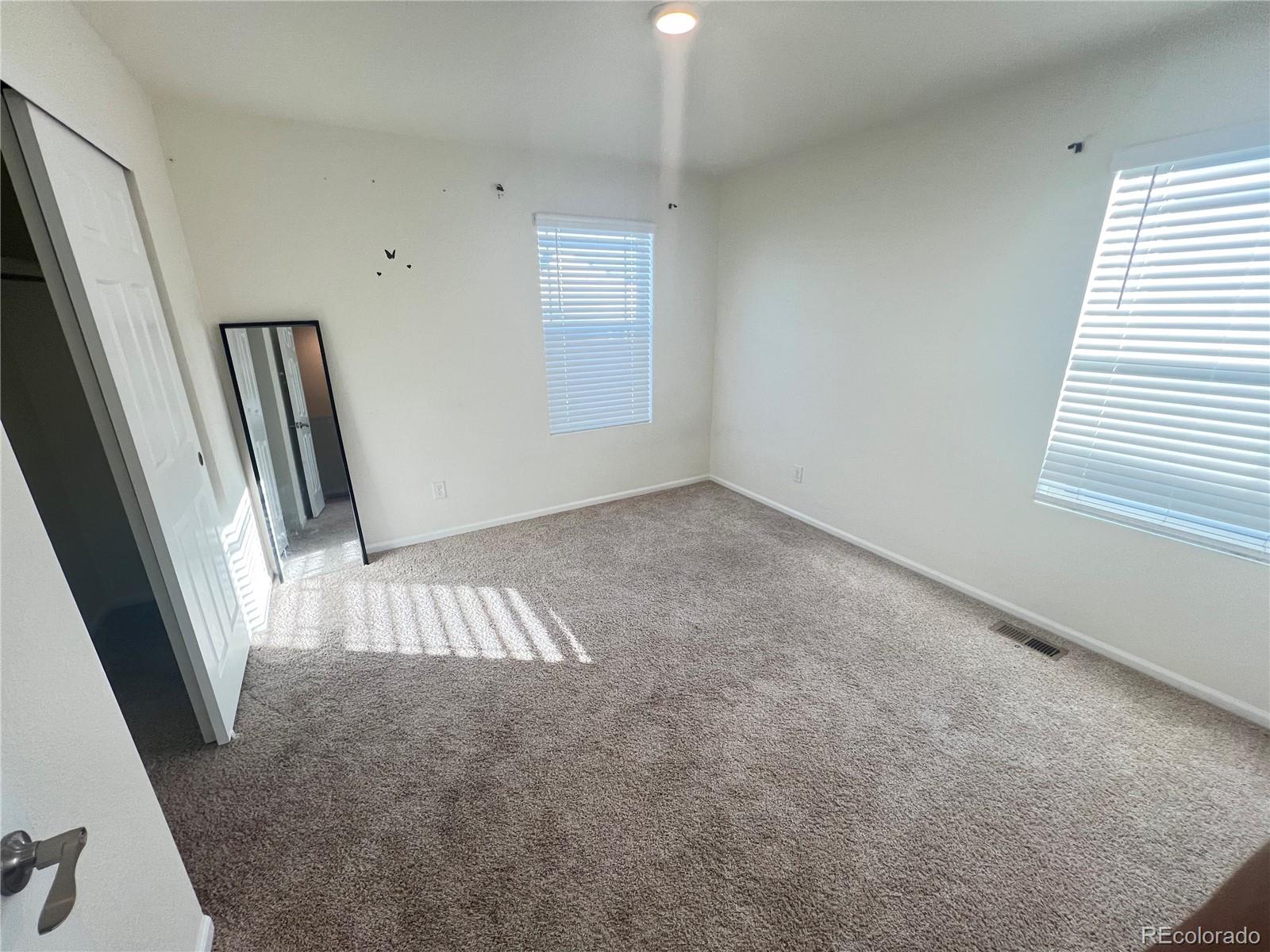 6040 North Gibralter Court Aurora, CO 80019 - Photo 7 of 14