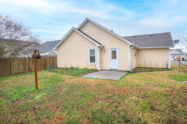 $2,200 | 2727 Pepperdine Drive, Murfreesboro, TN 37128
