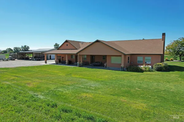 $2,700,000 | 4367 West Central Road, Emmett, ID 83617
