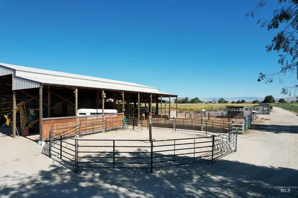 $2,700,000 | 4367 West Central Road, Emmett, ID 83617