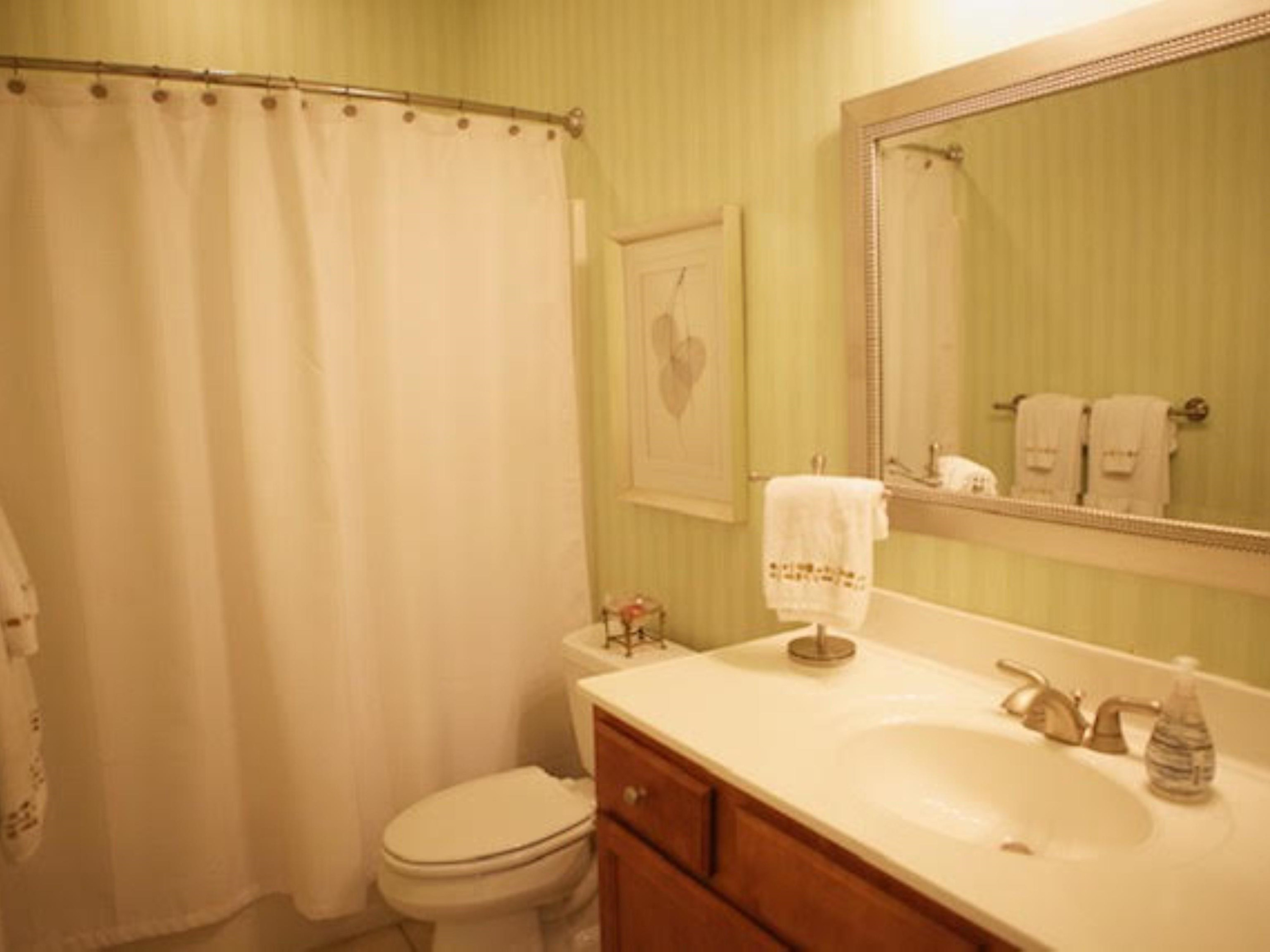 2822 Pickett Road, Unit 117 Durham, NC 27705 - Photo 20 of 32 Photo 24