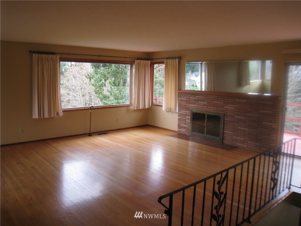 1761 Holcomb Road Kelso, WA 98626 - Photo 3 of 25 Gallery Image 3