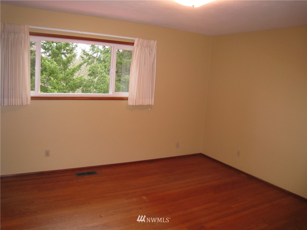 1761 Holcomb Road Kelso, WA 98626 - Photo 9 of 25 Gallery Image 9