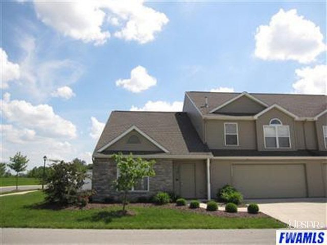 10037 Oak Trail Road Fort Wayne, IN 46825 - Photo 1 of 13