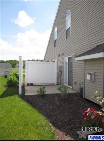 10037 Oak Trail Road Fort Wayne, IN 46825 - Photo 3 of 13