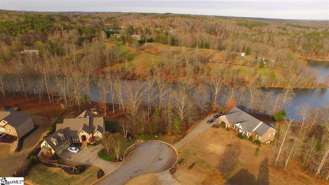 213 Pawleys Court Inman, SC 29349 - Photo 6 of 21 Gallery Image 6