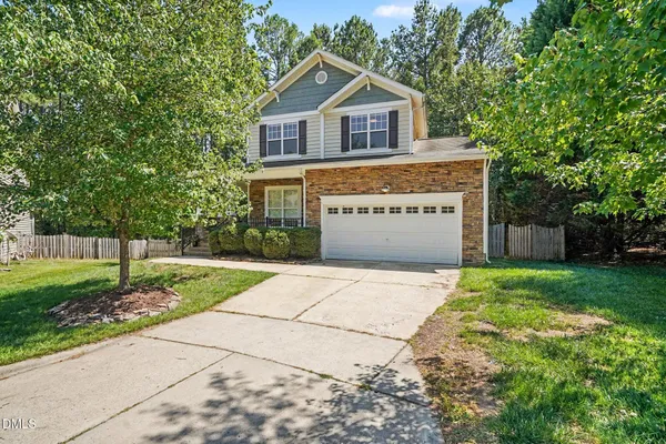 $580,000 | 6 Silverbell Court, Durham, NC 27713
