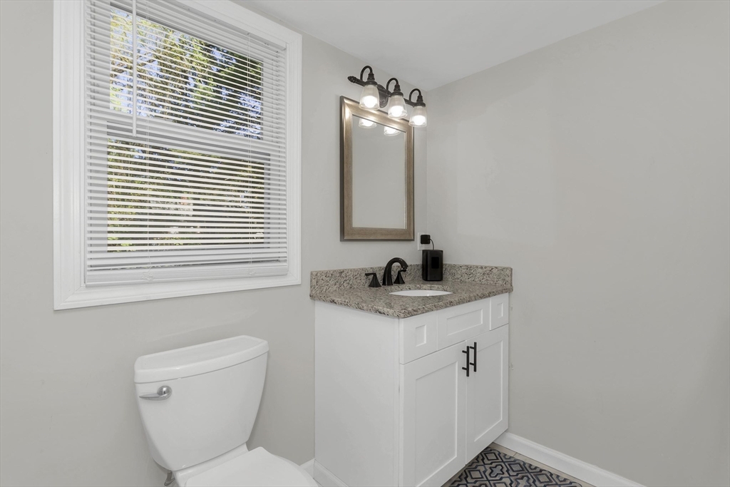94 Porter Road East Longmeadow, MA 01028 - Photo 32 of 41 Gallery Image 32