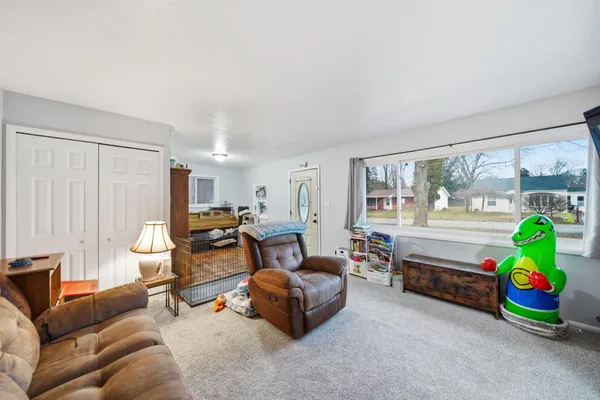 $227,500 | 3657 Roosevelt Circle, Jackson, MI 49203