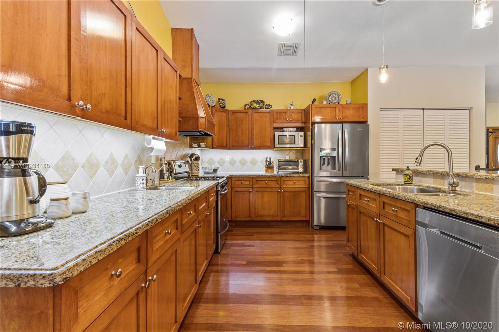 19485 Southwest 288th Street Homestead, FL 33030 - Photo 11 of 50