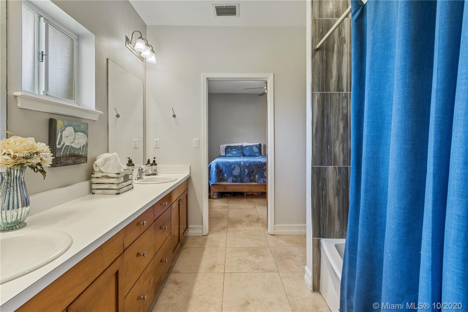 19485 Southwest 288th Street Homestead, FL 33030 - Photo 19 of 50