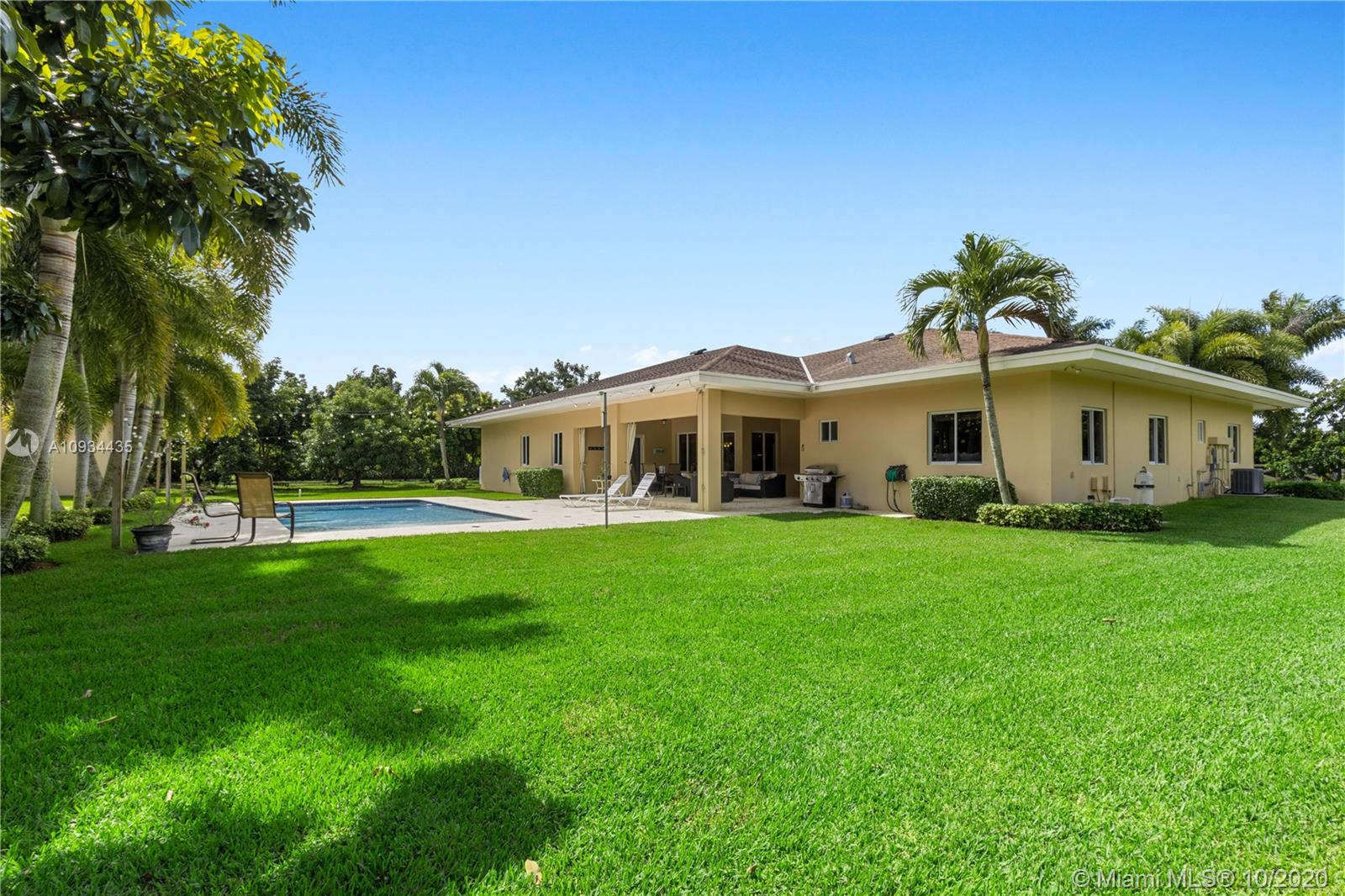 19485 Southwest 288th Street Homestead, FL 33030 - Photo 38 of 50