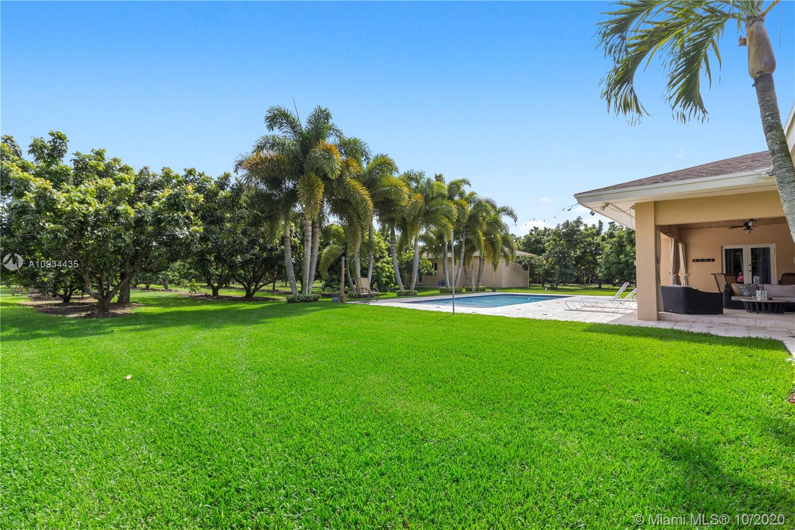 19485 Southwest 288th Street Homestead, FL 33030 - Photo 40 of 50