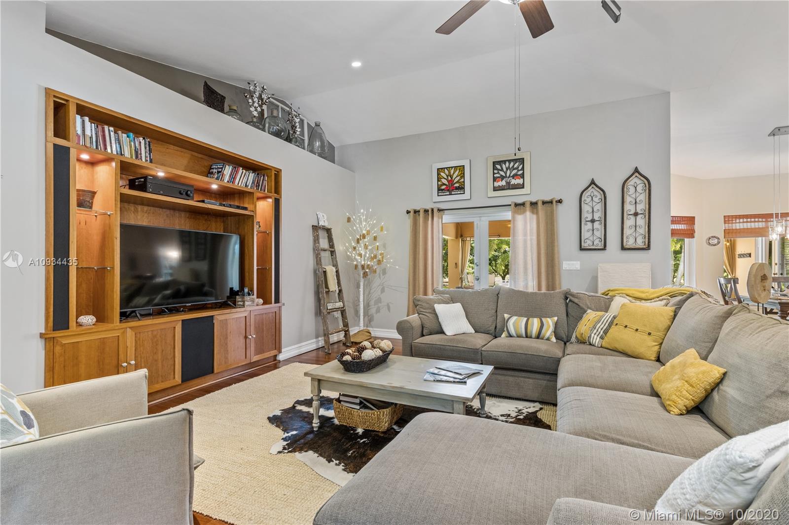 19485 Southwest 288th Street Homestead, FL 33030 - Photo 5 of 50