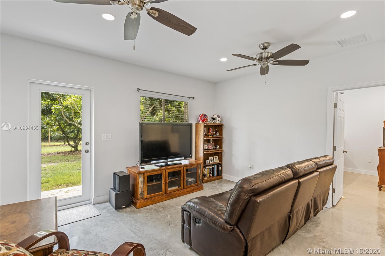 19485 Southwest 288th Street Homestead, FL 33030 - Photo 42 of 50