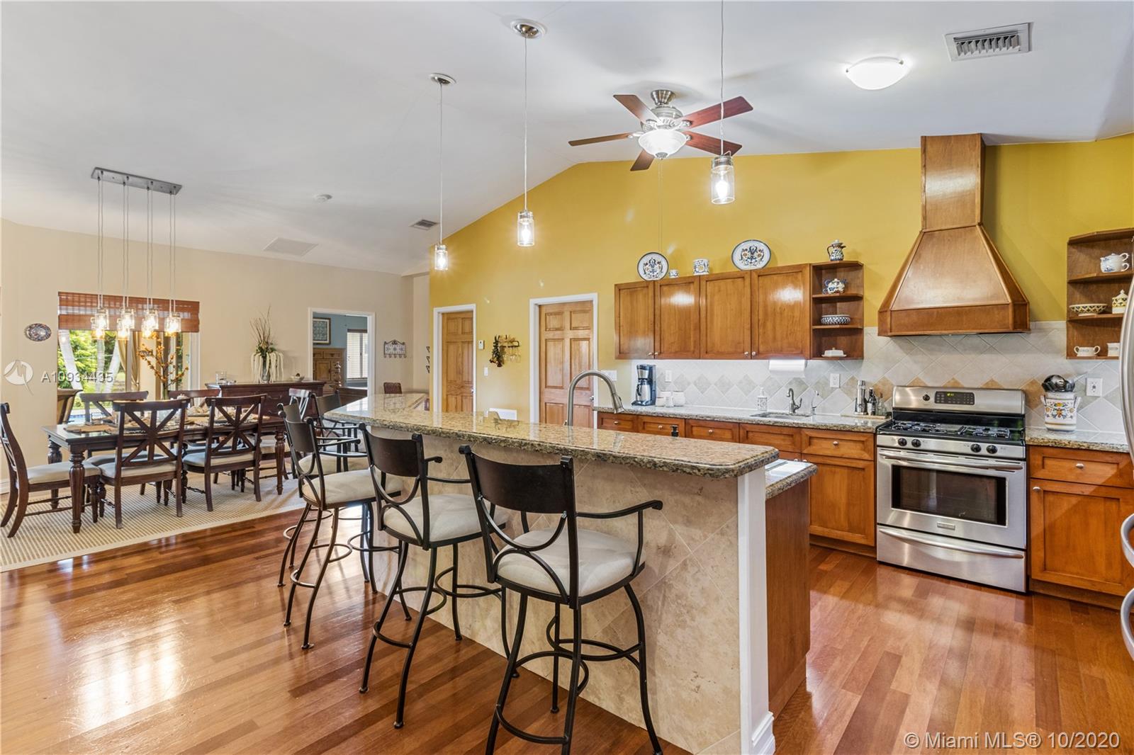 19485 Southwest 288th Street Homestead, FL 33030 - Photo 9 of 50