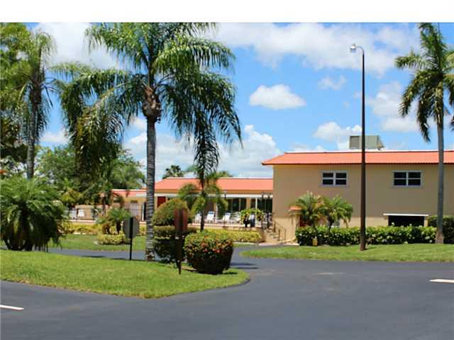 1941 Southwest Palm City Road, Unit 21D Stuart, FL 34994 - Photo 9 of 9 Gallery Image 9