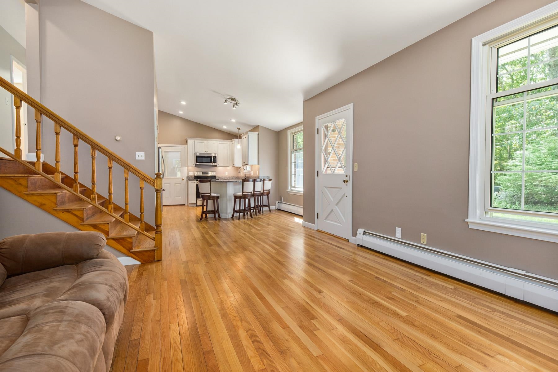 169 Estes Road Rochester, NH 03867 - Photo 5 of 26